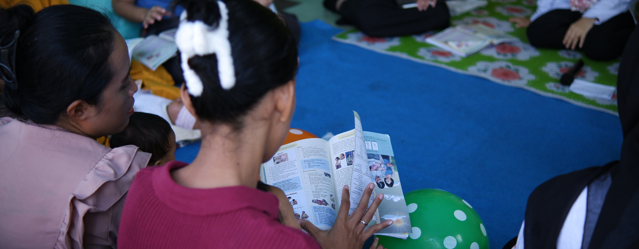 Thumbnail Artikel Mulai dari Imunisasi sampai Cek Perkembangan Anak, Semua Ada di Buku KIA!